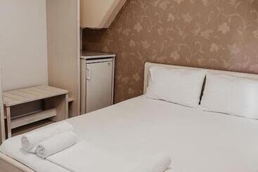 Hotel Studio Ristas 2