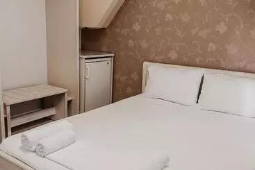 Hôtel Studio Ristas 2