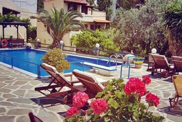 Aparthotel Villa Rena