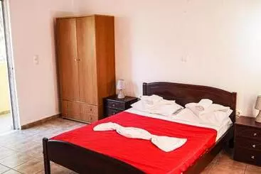 Hotel Villa Costas   Popi