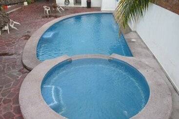 בית מלון כפרי Albatros Palace