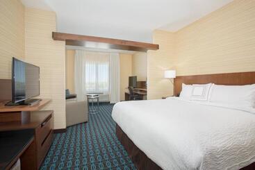 فندق Fairfield Inn & Suites By Marriott Burlington