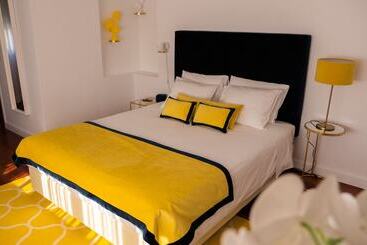 Hotel My House At Estoril Guest House