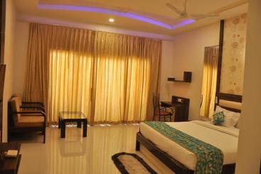 فندق Shashinag Residency