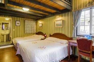 هتل Cingjing Hanging Garden & Resort