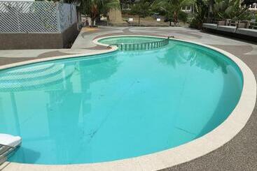 בית מלון כפרי International House