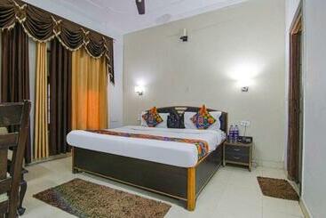 فنادق الكبسولة 4 You Hostel