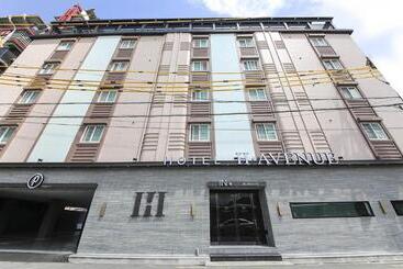 H Avenue Hotel In Gyeongju