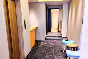 ユースホステル 難波ゲストハウスjakotelplus Nanba 女性 Female Dormitory