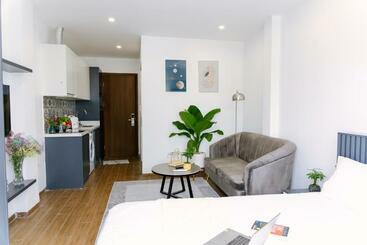 Alaya `14 Apartment And Hotel Ba đình