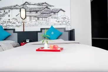 هتل Gongxili Pujian