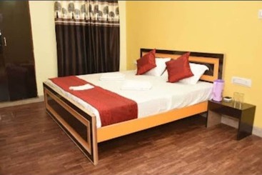 Hotel Goroomgo Varanasi Paradise Varanasi