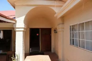 Vandrarhem Ataongo Residence