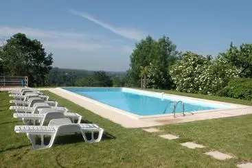 Appartements touristiques Villa Gites Chambre D Hôtes Avec Piscine Dordogne 2 4 6 8 10 Personnes