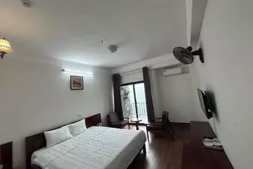 هتل آپارتمان Romeo Sky Hotel Vs Villa Tam đảo