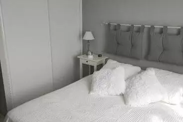 Aamiaismajoitus (B&B) Maison Au Calme Chez Djé Et Lucie