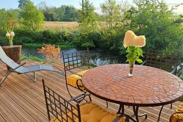 Pensionat Au Bord De L Eau Près A13 Deauville Honfleur Rouen