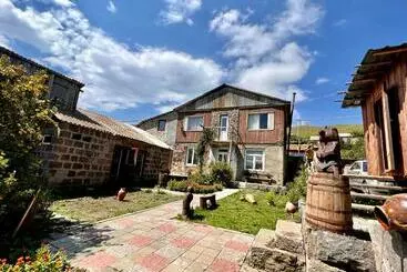 Retkeilymaja Yerivar