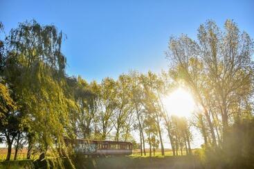 Hotelli Los Vagones De Areco