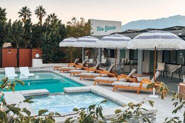 ベッドアンドブレックファースト The Yucca