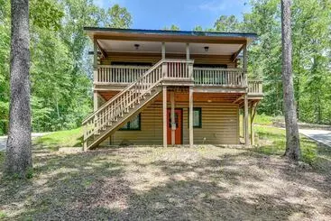 Mökkimajoitus Cozy Tennessee Retreat W/ Patio & Charcoal Grill!