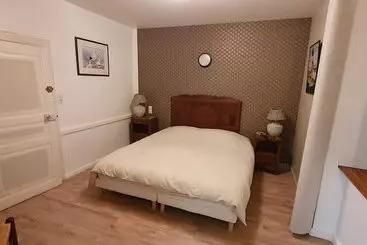 ペンション L Enclos Du Bélier   Gîte & B&b