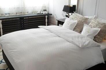 Goldner Engel, Restaurant Hotel Metzgerei