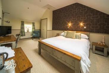 客栈  The White Mare