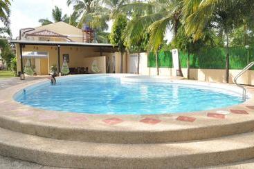 Palawan Seaview Resort