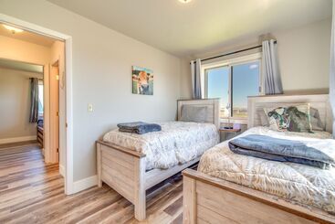 بيت ريفى Bright Wyoming Retreat W/ Deck & Mountain Views!