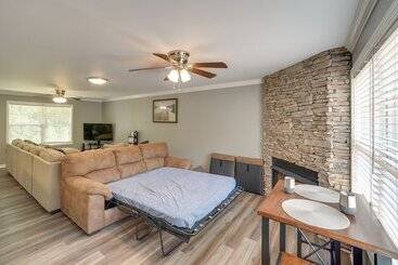 茅舍 Guntersville Lake House: Dock & Boat Ramp Access!