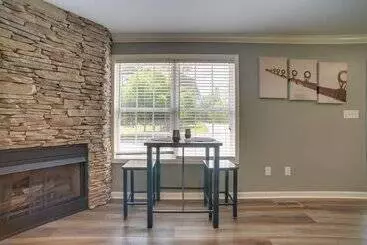 Mökkimajoitus Guntersville Lake House: Dock & Boat Ramp Access!