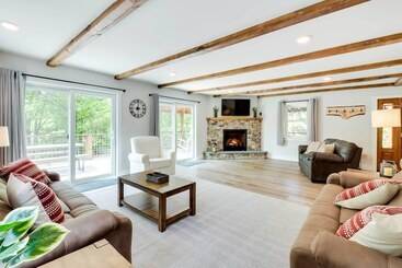 Сельский дом Milton Cabin W/ Fire Pit & Pickleball Court!