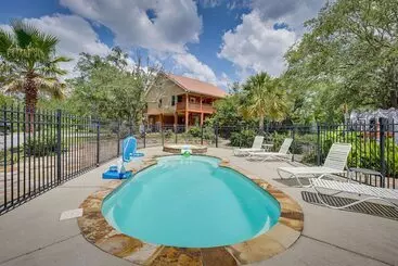 Mökkimajoitus Waterfront Pass Christian Oasis ~ 2 Mi To Beach!