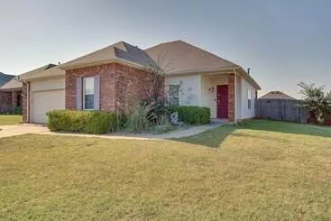 کلبه Pet Friendly Oklahoma City Retreat W/ Grill