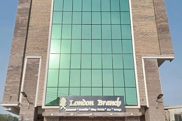 Retkeilymaja London Branch Hotel And Restaurant