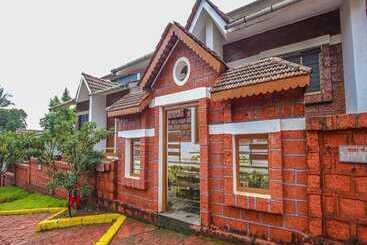 Hotel Wada Chirebandi