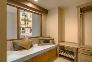 Hotel Rupal Residency