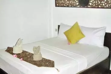 پانسیون Coral Choice
