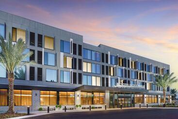 Ac Hotel By Marriott Jacksonville St Johns Town Center