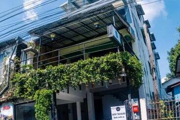 هاستل Satop Travelers Guesthouse