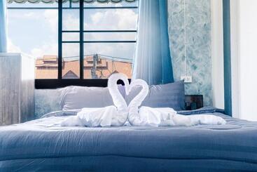 Общежитие Satop Travelers Guesthouse