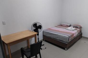 ホテル Hospedaje Los Robles