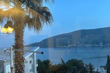 پانسیون Apartments Maya