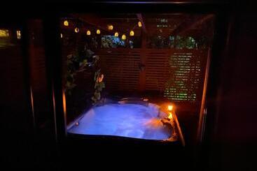 膳宿费 Dinsdale Oasis And Private Spa Pool