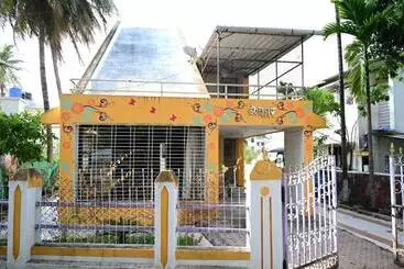Pension Seeyarm Stay Omkar Villa