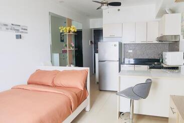 هتل آپارتمان Upscale Living At Avida Riala