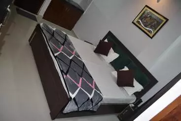 Pension Raj Guest House