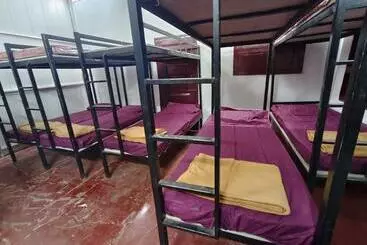 Hostel Paradise Dormitory Vattavada