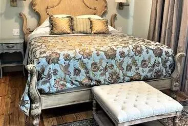 Hotel Gallery 904